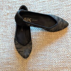 Anne Klein Sport Gray Camouflage Flats